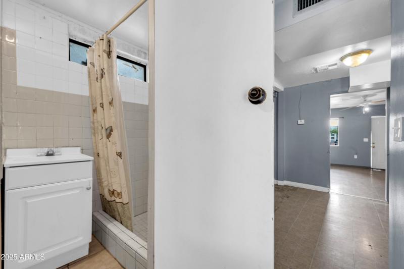 1627 W Maldonado Rd-16