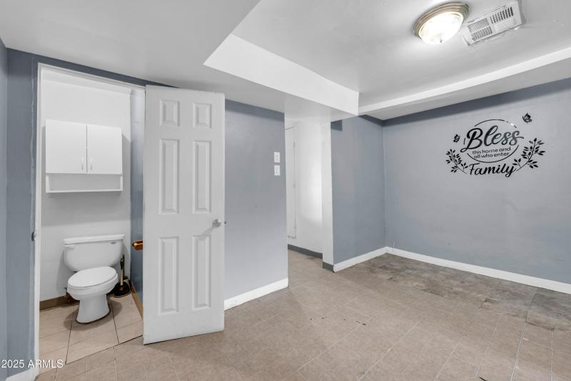 1627 W Maldonado Rd-24