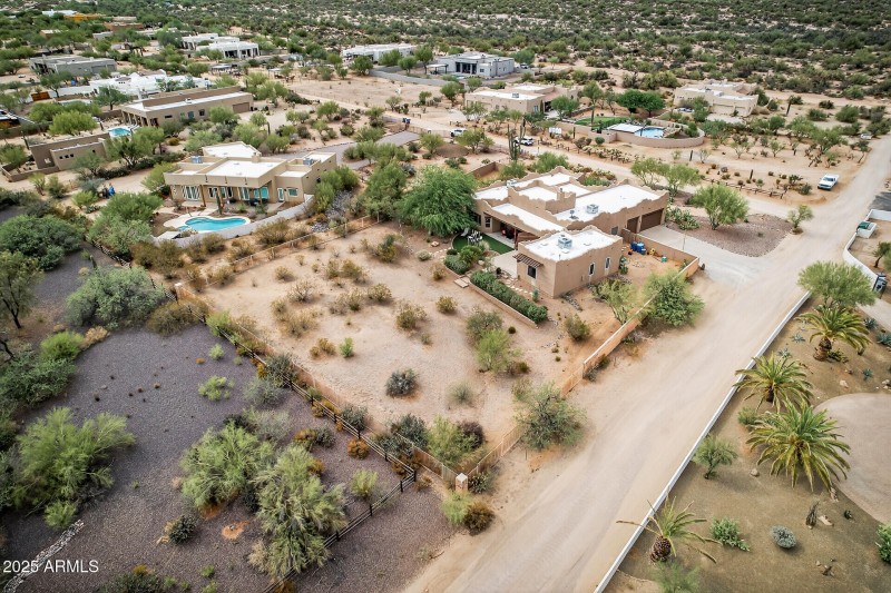 84_14041_E_Bajada_Dr84_mls