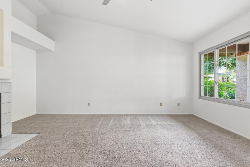 8140 N 107TH Avenue, 281