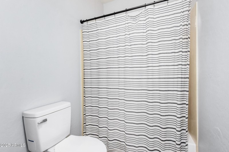 Secondary Bathroom - Jack and Jill