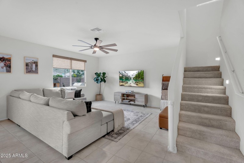 5-web-or-mls-Daylight-5