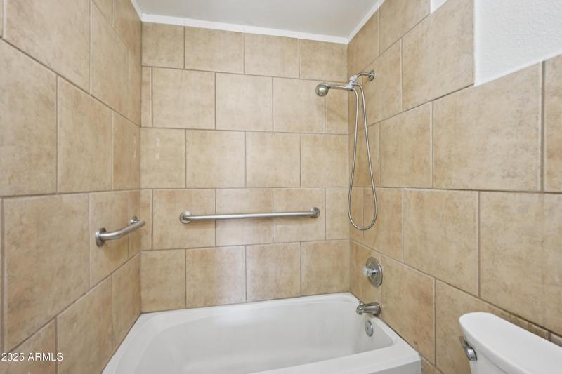 TILE BATH SURROUND