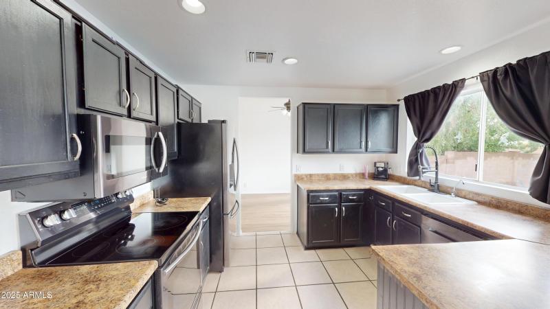 8541-W-Pershing-11202025_181738