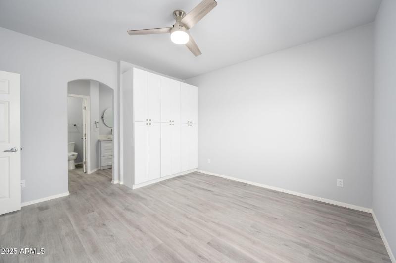 2-web-or-mls-27227_n_147th_ave-2