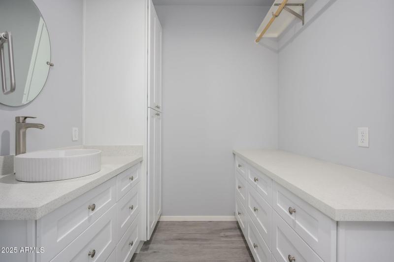 5-web-or-mls-27227_n_147th_ave-5