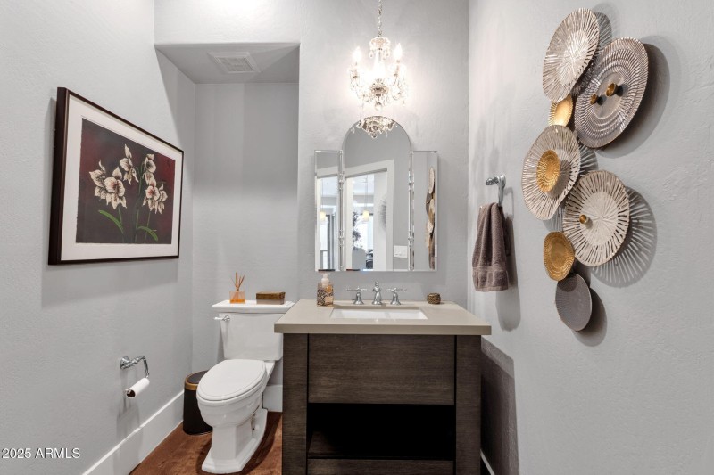 36-web-or-mls-10263-n-103rd-pl