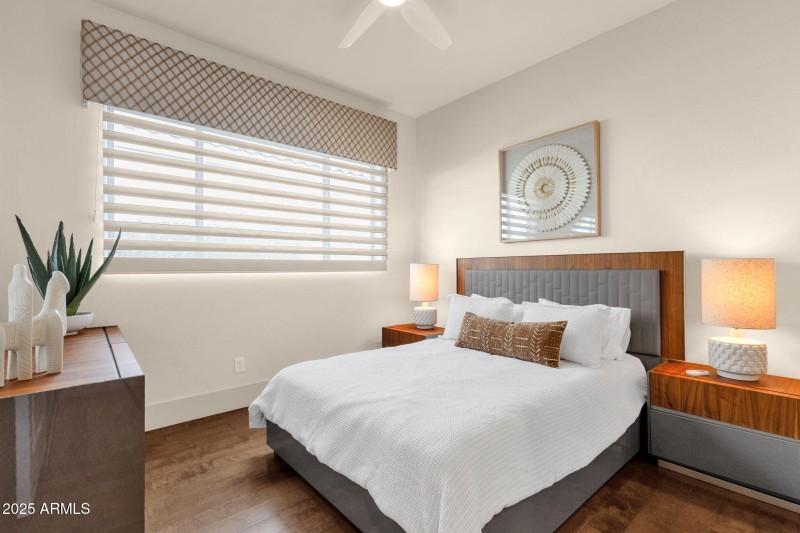 42-web-or-mls-10263-n-103rd-pl