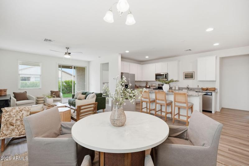 17594 W COUNTRY CLUB TER