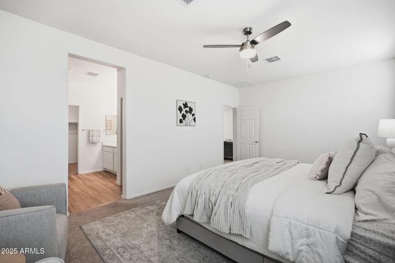 17594 W COUNTRY CLUB TER