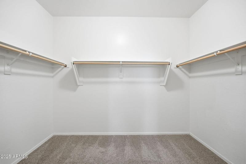 17594 W COUNTRY CLUB TER