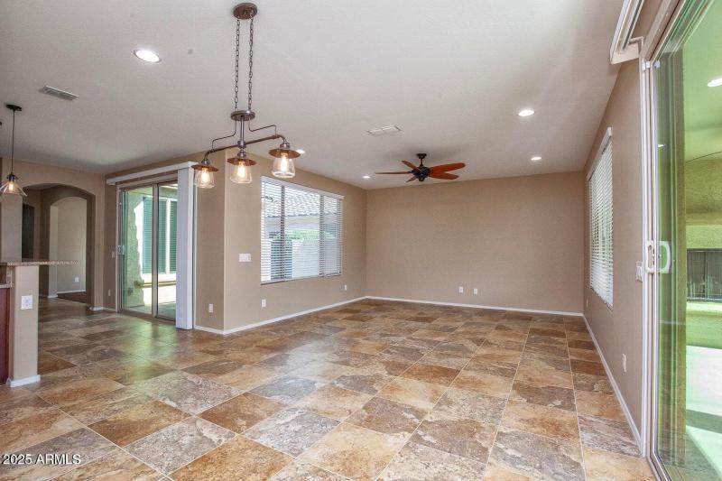 20250513001020213210000000-o