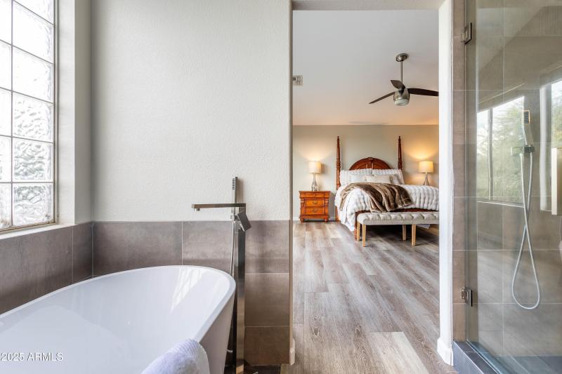 primary bedroom bath 02