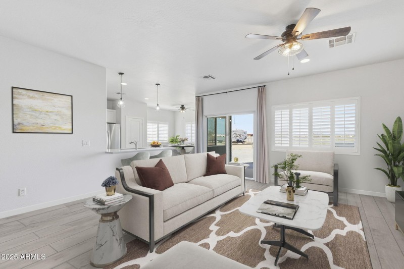 017_ListerPros-Living Room_RE