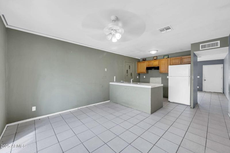 1627 W Maldonado Rd-8