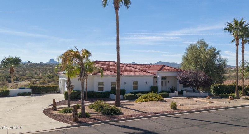 1. 2225 Highridge00027