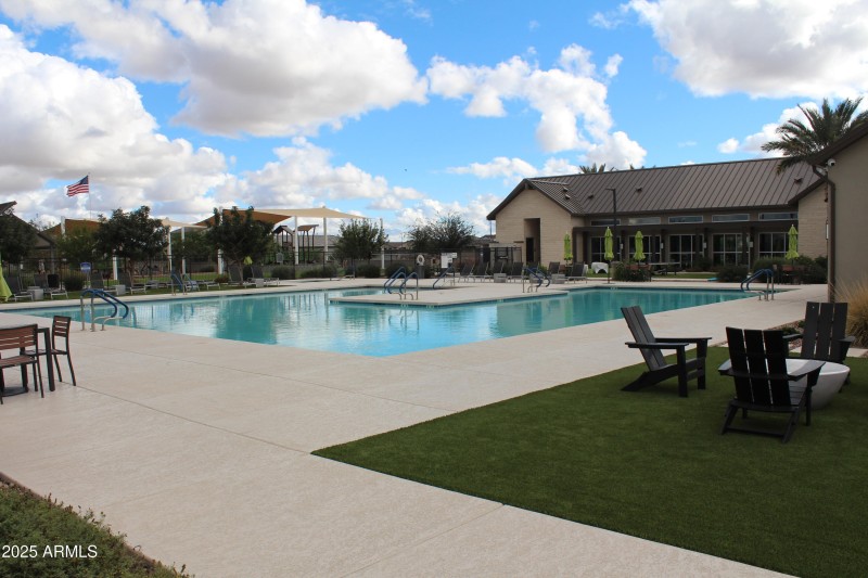 Pool and Clubhouse 2