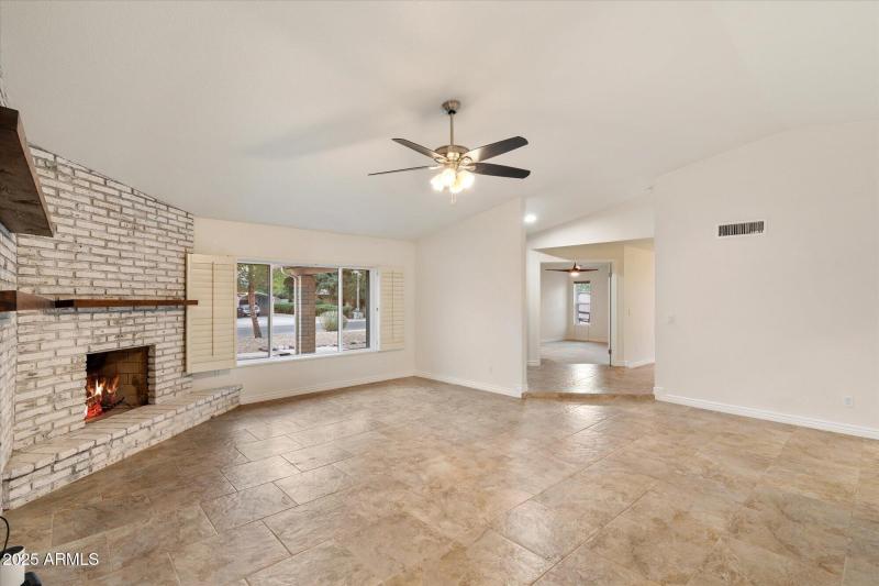 Cozy Living Room w/ Fireplace