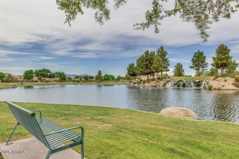 20210625173239995870000000-o