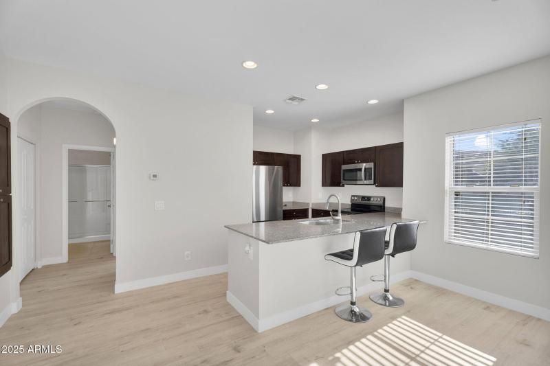 6-web-or-mls-854 S San Marcos Dr Apt 7c-