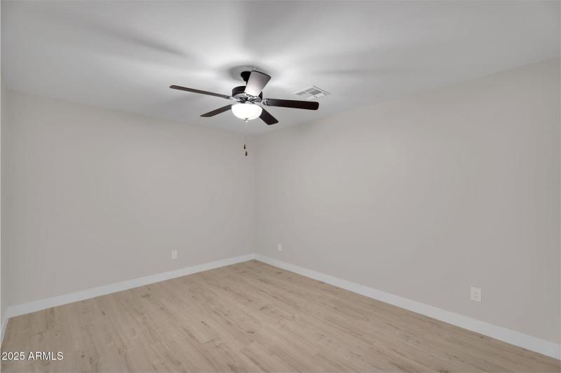 18-web-or-mls-854 S San Marcos Dr Apt 7c