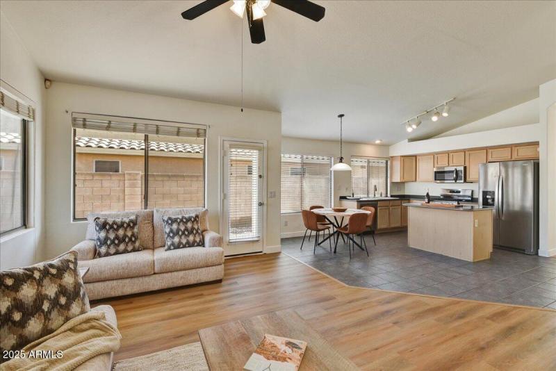 14-Family to Kitchen