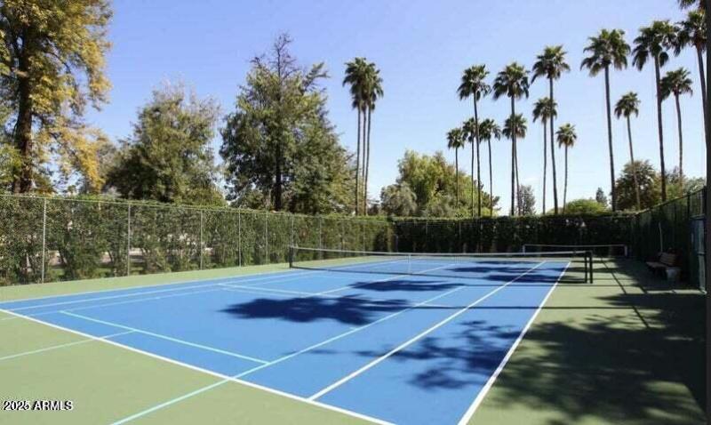 Heritage Village tennis courts