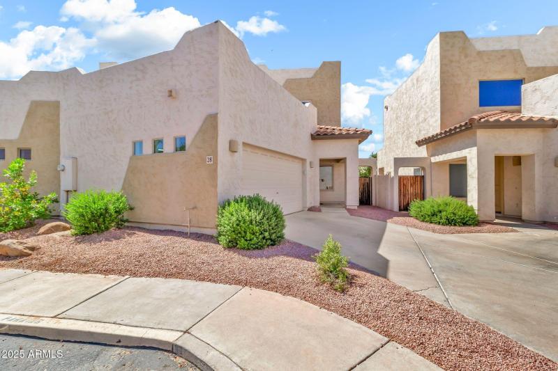 544 N Alma School Rd unit 28-3