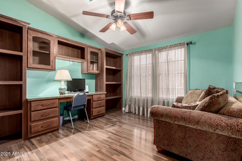 3301 S Goldfield Rd 4079