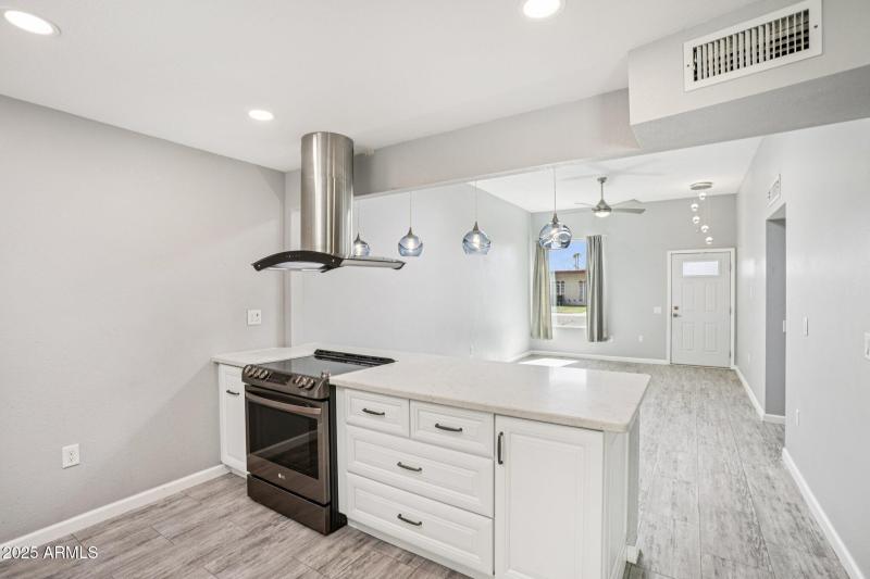 14-web-or-mls-W Forrester Dr-S1209-012