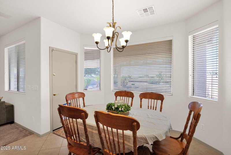 718 120th - 11Dining