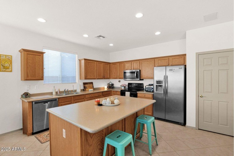 Welcome to 718 S 120th Ave!