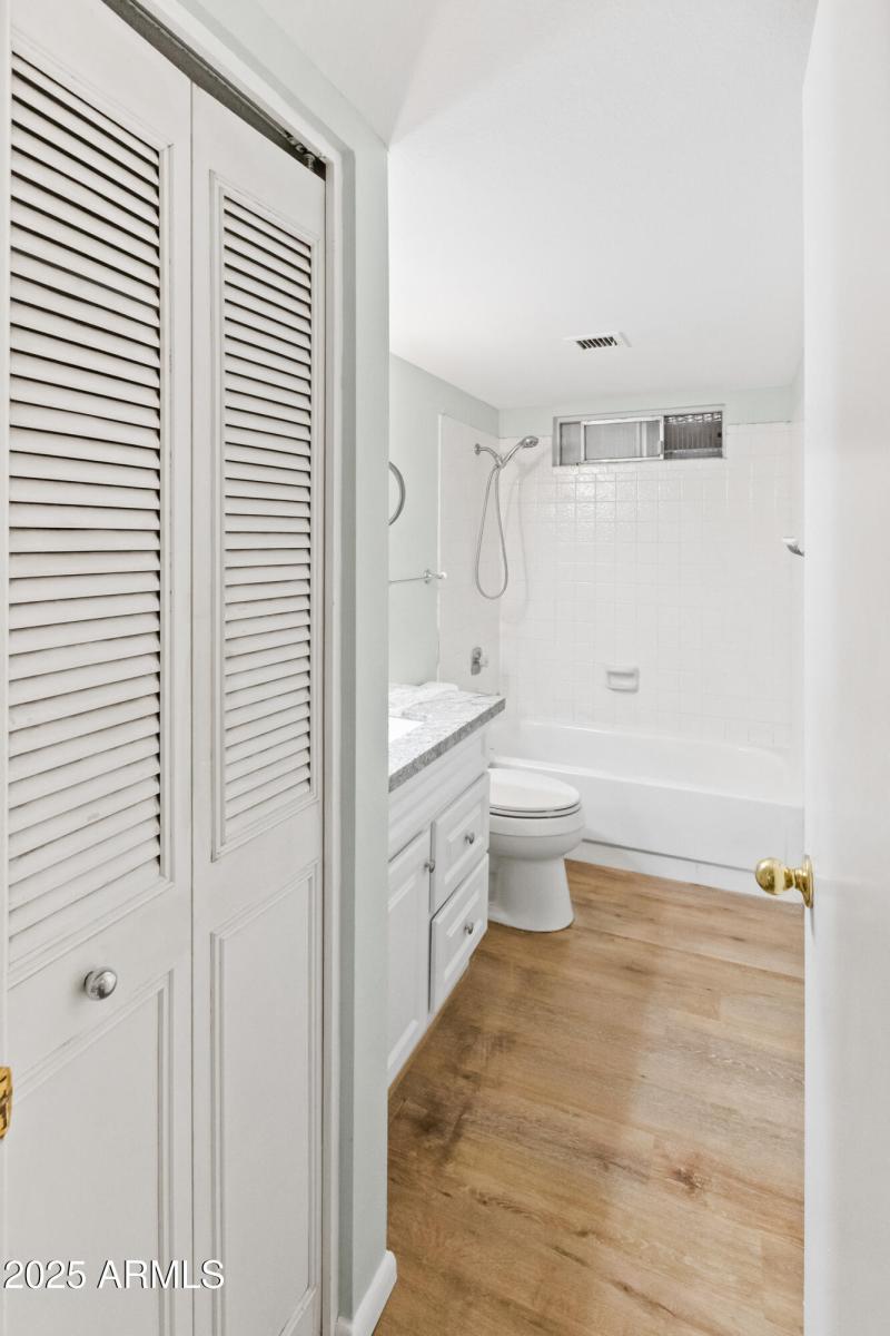 4727 W Continental Dr-13