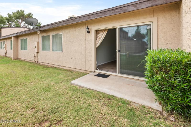 4727 W Continental Dr-29