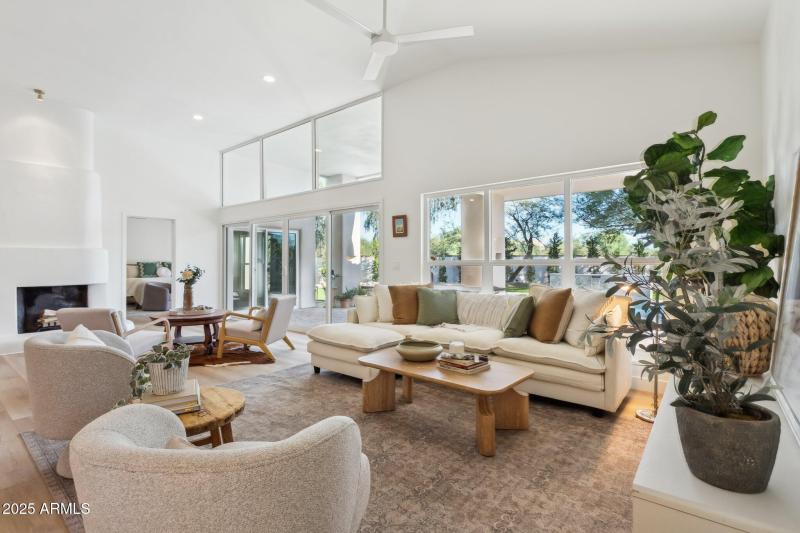 10-web-or-mls-8731-e-san-felipe-dr