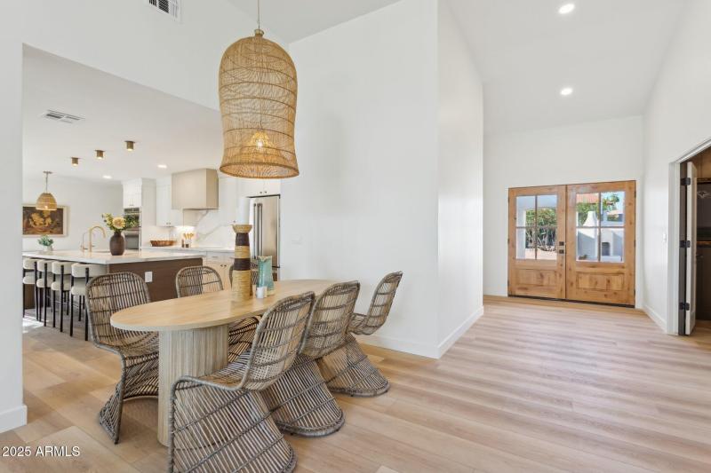 13-web-or-mls-8731-e-san-felipe-dr