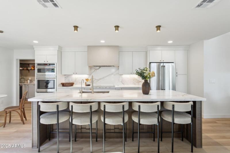 17-web-or-mls-8731-e-san-felipe-dr