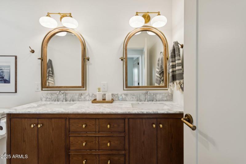 37-web-or-mls-8731-e-san-felipe-dr