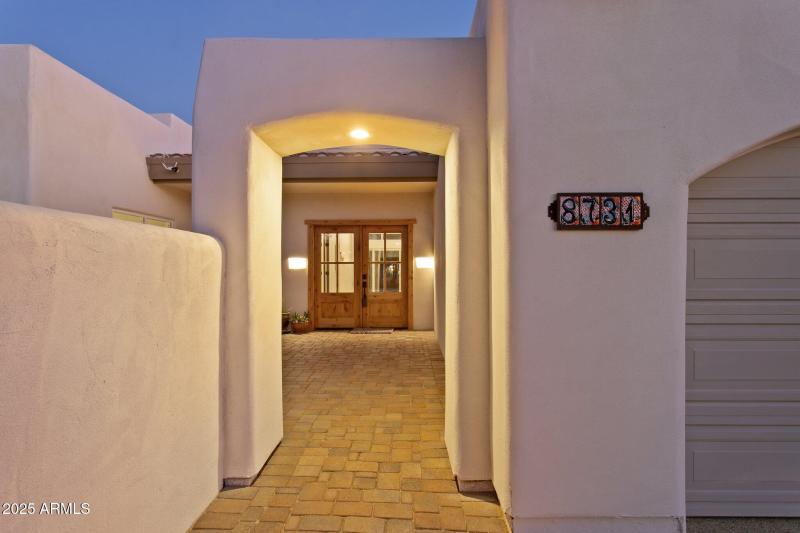 70-web-or-mls-8731-e-san-felipe-dr