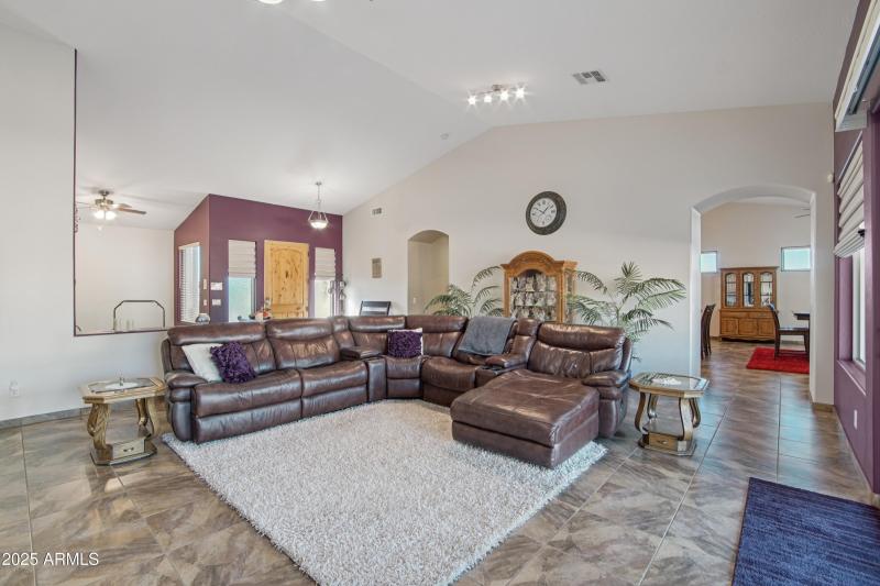 6-print-N 16th St-S2511-006