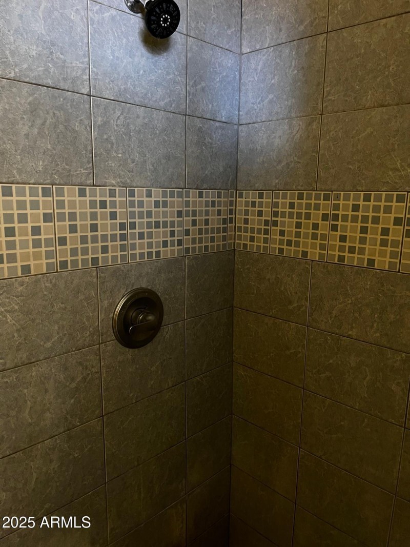 0TiledShower_McLellan