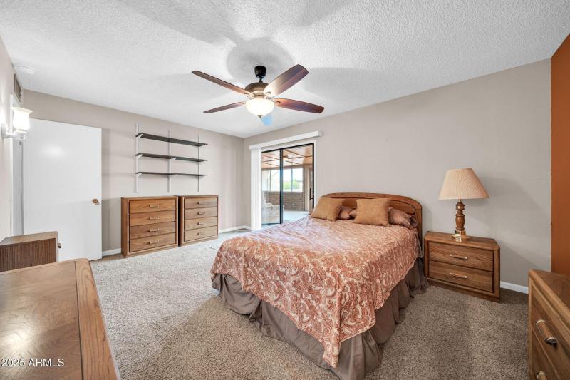 9718 W Terrace Ln-23