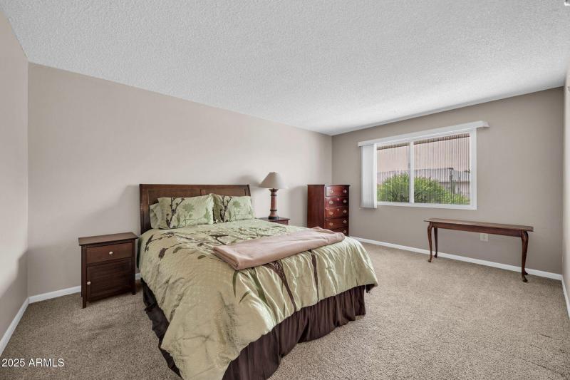 9718 W Terrace Ln-33