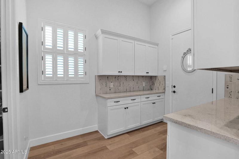 47-web-or-mls-P1382312