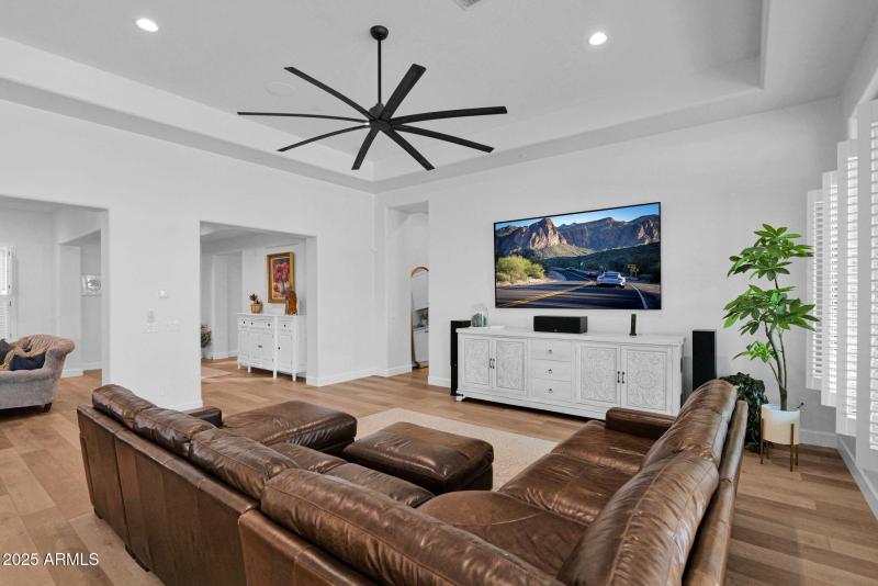 37-web-or-mls-P1382291