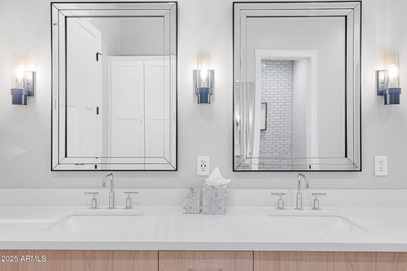 2-web-or-mls-FA9A3427