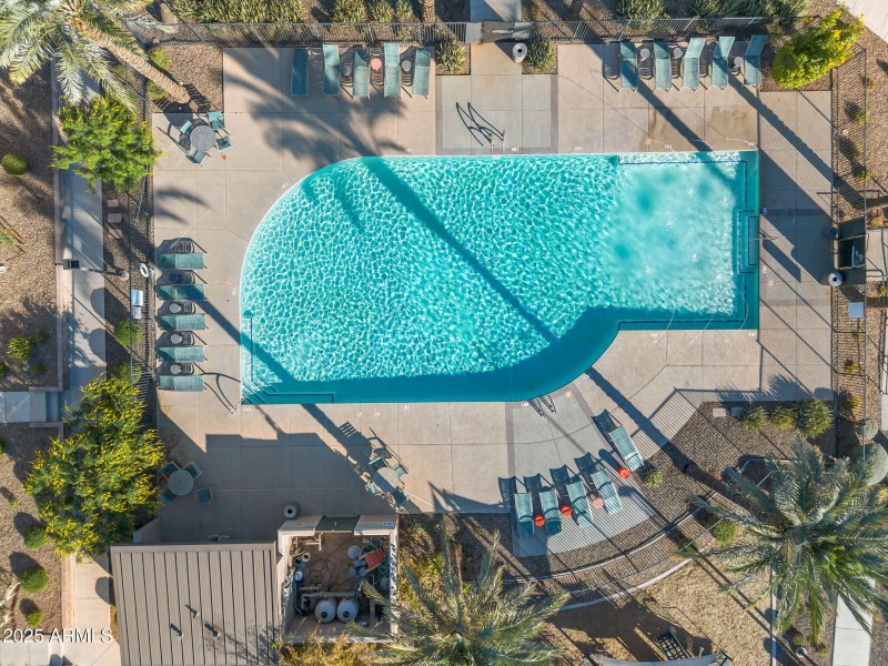 64-web-or-mls-DJI_0983