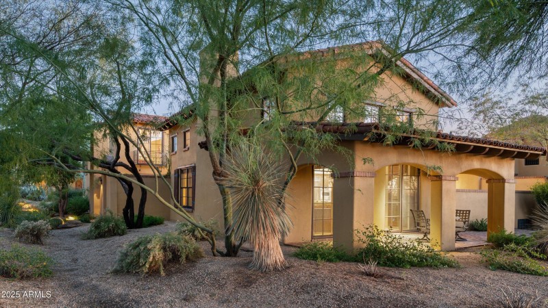 Year-round covered patio
