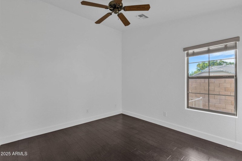 27-web-or-mls-715-e-kaibab-dr