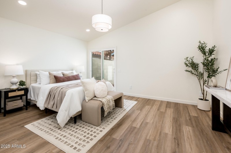 1038 N Alvaro - MLS-23